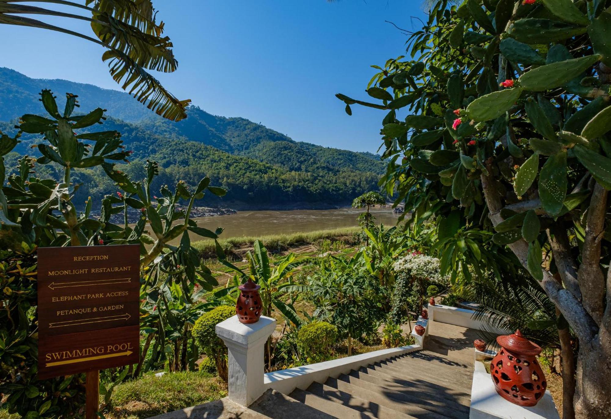 The Sanctuary Pakbeng Lodge ภายนอก รูปภาพ