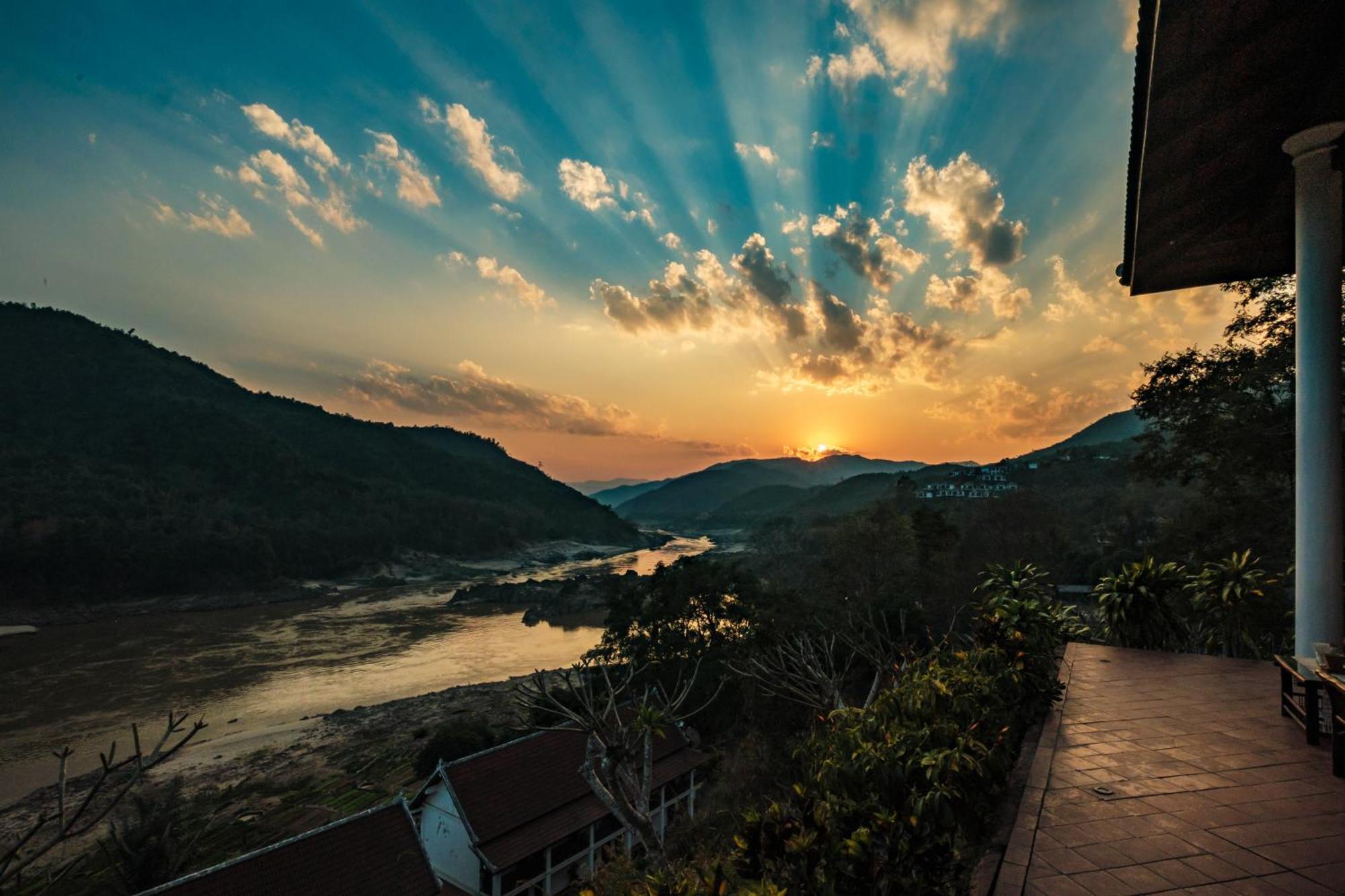 The Sanctuary Pakbeng Lodge ภายนอก รูปภาพ